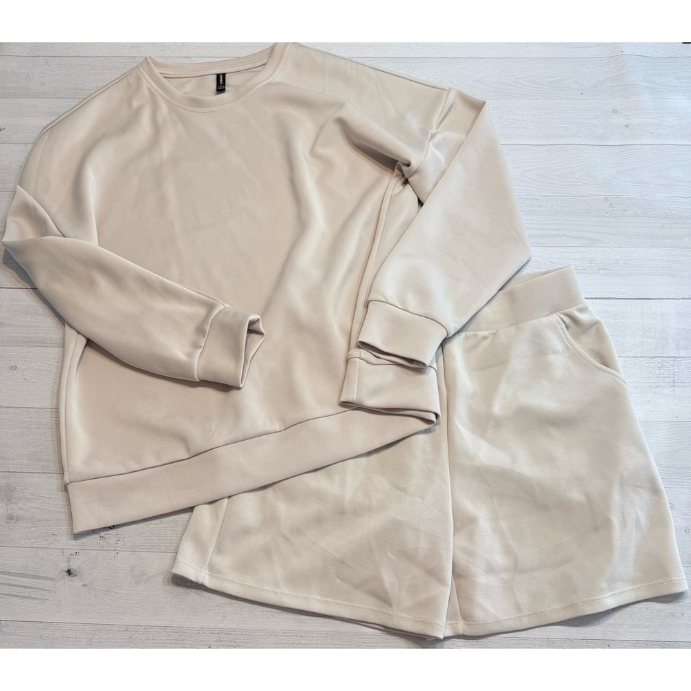 Lazy Pants women's crème two piece shorts and long sleeve sweater large